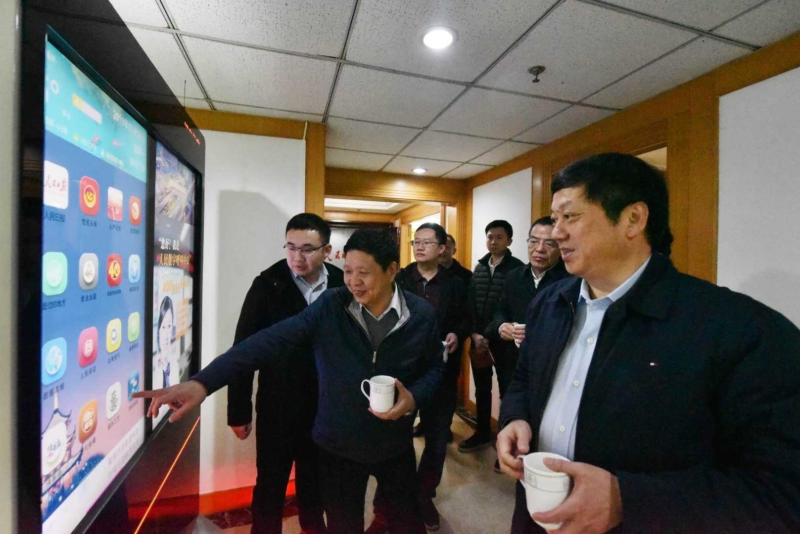 福州市市长尤猛军一行走访人民日报社福建分社、人民数字福建公司